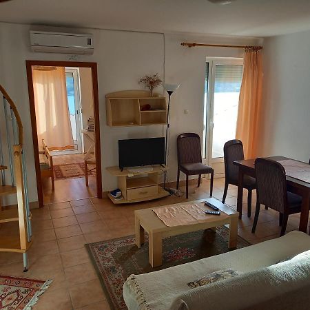 Apartman Supetarska Draga Lägenhet Exteriör bild