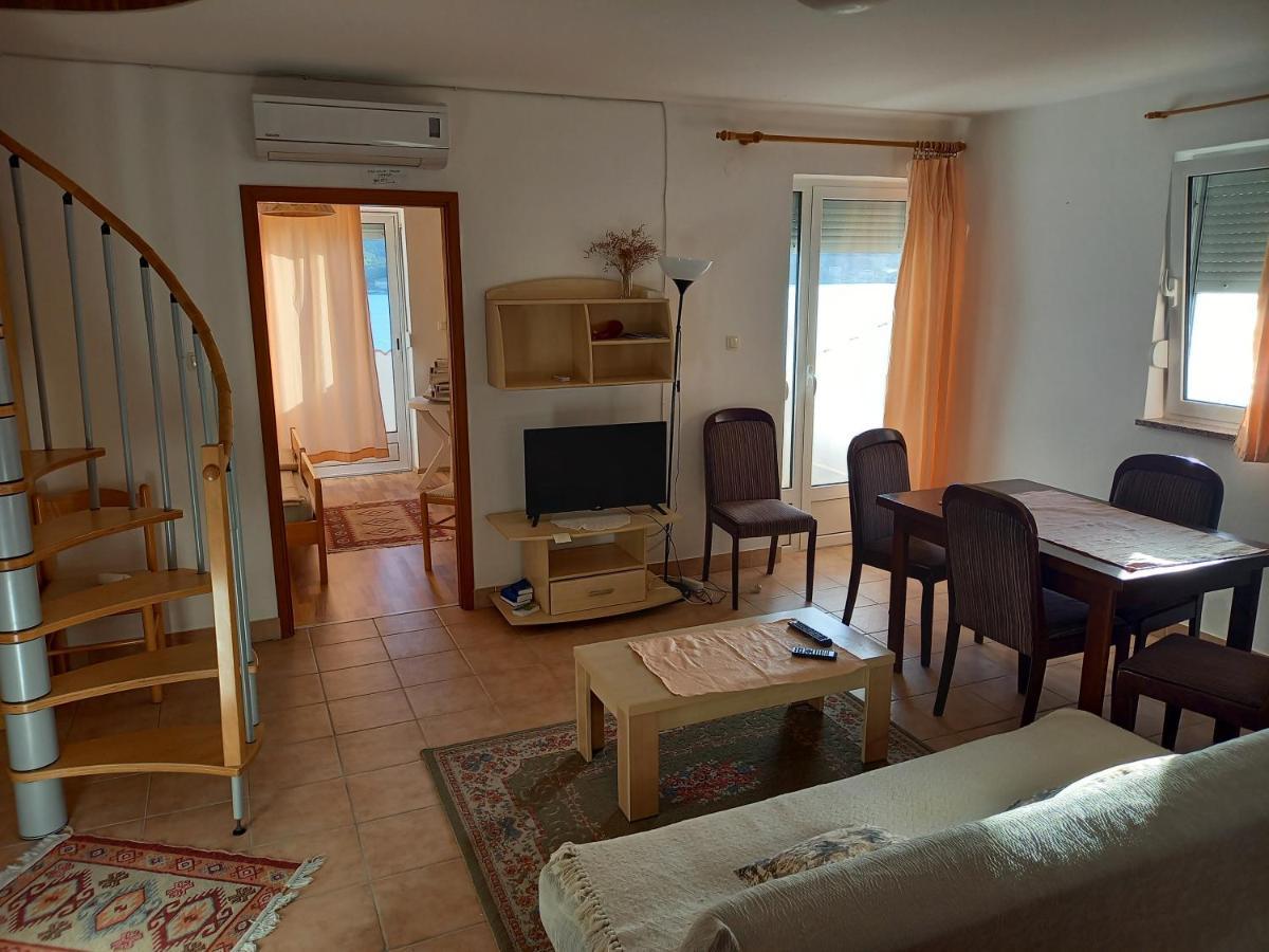 Apartman Supetarska Draga Lägenhet Exteriör bild